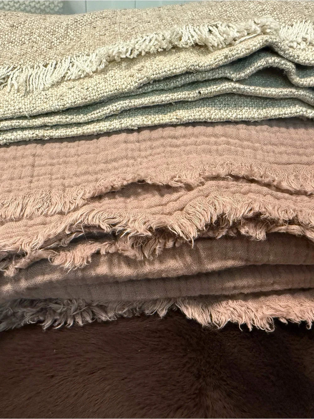 Quince Organic Cotton Gauze Throw in Dusty Mauve, OOS